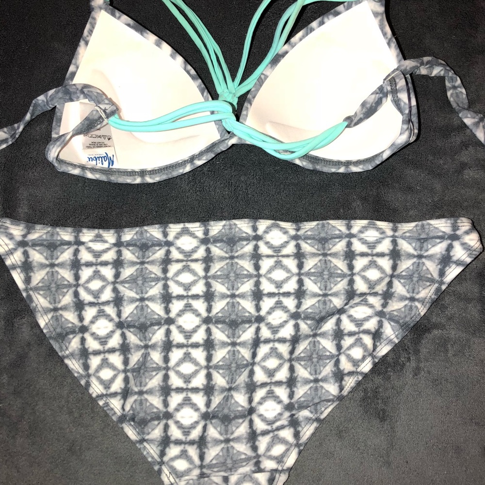 swimsuit